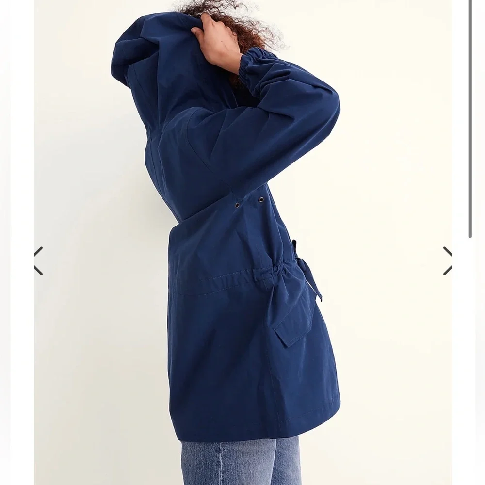 NWOT Madewell Waterproof Raincloud
Raincoat Navy Size S - Picture 3 of 16